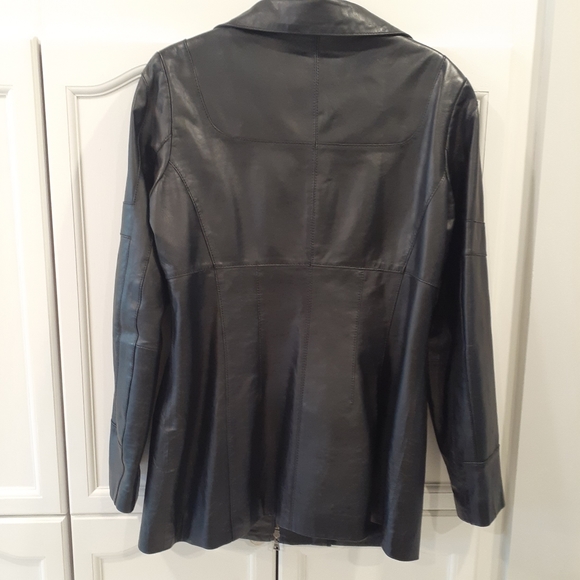 Danier Leather #36 - Picture 2 of 16